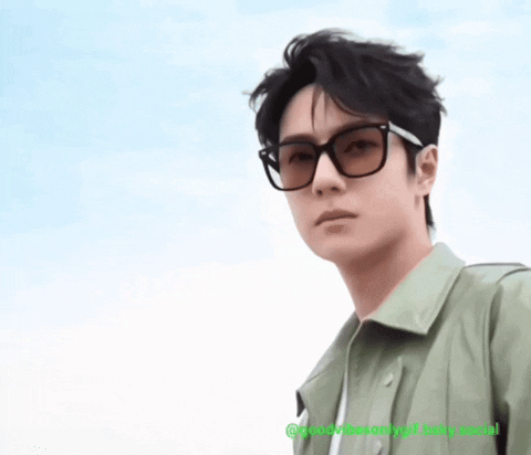 marifanaccount  GIF