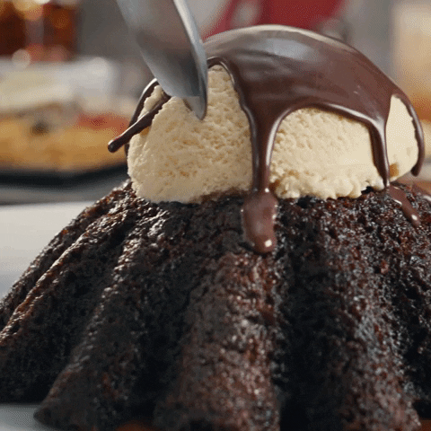 Food Porn Cake GIF by Chili's