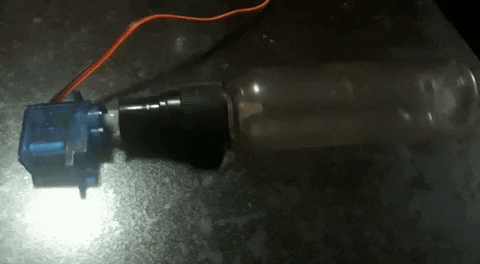 Techmake_ giphygifmaker 1e GIF