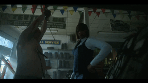 MCMinnow giphyupload s2e1 umbrellaacademy cha-cha GIF
