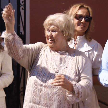 Bed And Breakfast Drinking GIF by RTL