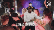 comedycentralmagyarorszag dumaszinhaz comedycentralgifgyujtemeny tanc comedycentralhungary GIF