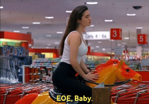 VicVik giphygifmaker giphyattribution GIF