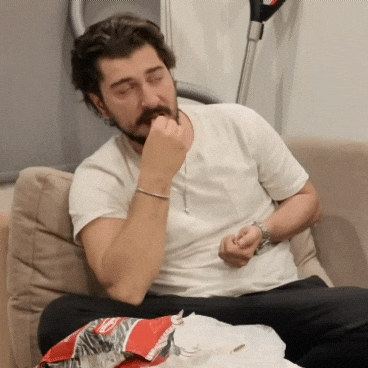 Selen Ile Oğuz GIF