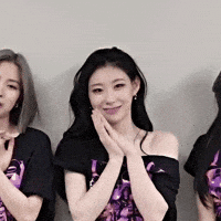 Helmets kpop heart itzy jyp GIF