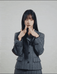 Hyeri Whimsy GIF