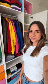 Outfit Getting Ready GIF by Pincel