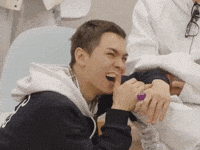 세븐틴 Laughing GIF