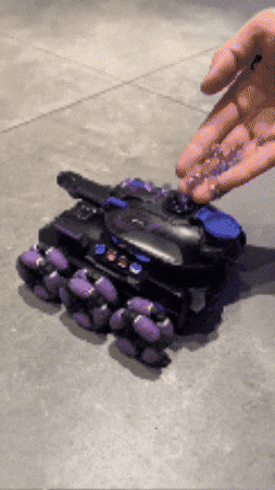 juangarciae44c9492ce6840ef9bd6e385dd7a3e88 giphygifmaker GIF