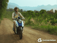Thailand Scooter GIF by Centraal Beheer