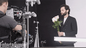 Penn Badgley You Netflix GIF by Entertainment Weekly