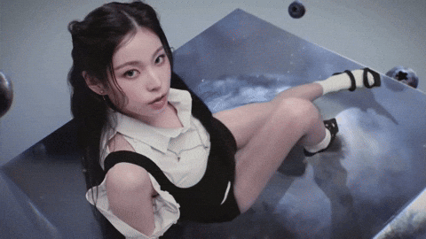 Nmixx GIF