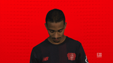 Look Up Bayer Leverkusen GIF by Bundesliga