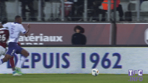 ligue 1 soccer GIF by Toulouse Football Club