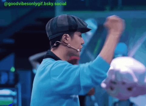 marifanaccount  GIF