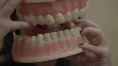 season 1 teeth GIF by Broad City