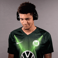 Michael Edwards Reaction GIF by VfL Wolfsburg