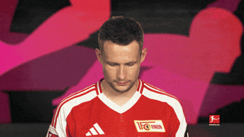 Look Up Union Berlin GIF by Bundesliga