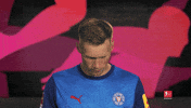 Look Up Holstein Kiel GIF by Bundesliga