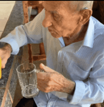 Caio GIF