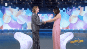 Saluto Abbracci GIF by Tv8it