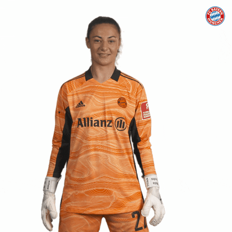 Football Yes GIF by FC Bayern Women