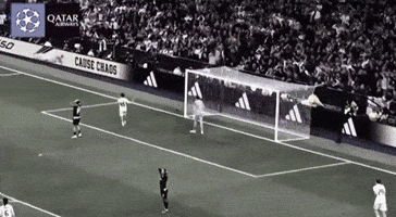 Courtois Real Madrid GIF