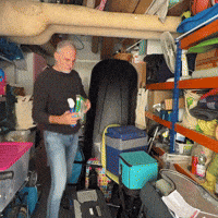 Hoarding GIF by Oi