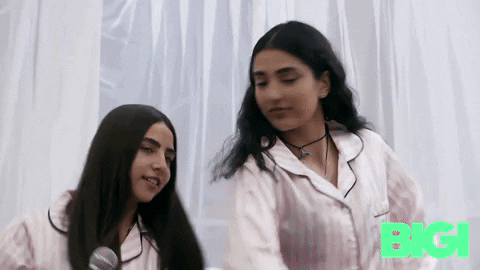 Pose Besties GIF by BIGI_TV