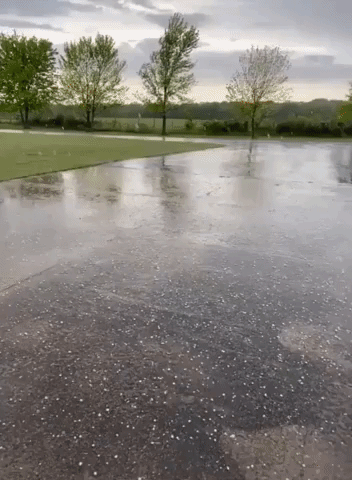 Thunderstorms Bring Wind and Hail to Wichita Area