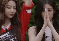 Helmets kpop idol jennifer le sserafim GIF