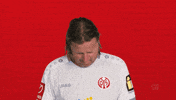 Look Up Mainz 05 GIF by Bundesliga