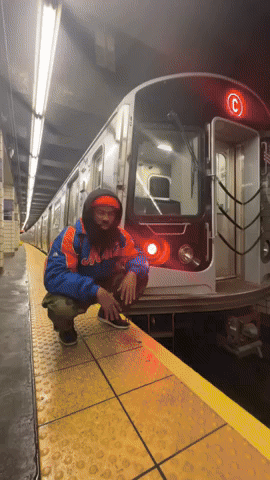 Dupree's raw subway performance