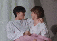 Auralis_forever bl top form smartboom bxxmrvw GIF