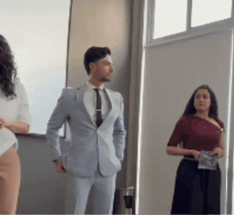 Dianaurbiola GIF by Editorial Portable