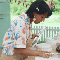 Panic Fail GIF by The Great British Bake Off
