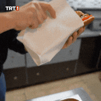 Hungry Night GIF by TRT