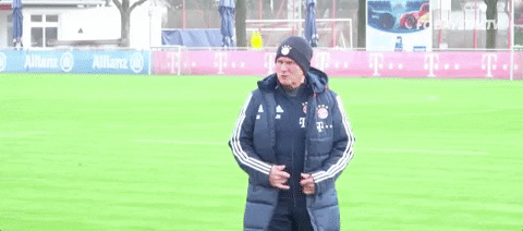 jupp heynckes coach GIF by FC Bayern Munich