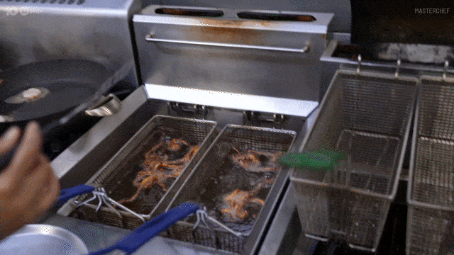 Oil Fry GIF by MasterChefAU