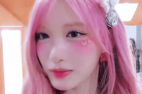 iveleeseohk leeseo leesso GIF