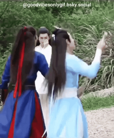 marifanaccount  GIF