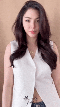 Faye GIF