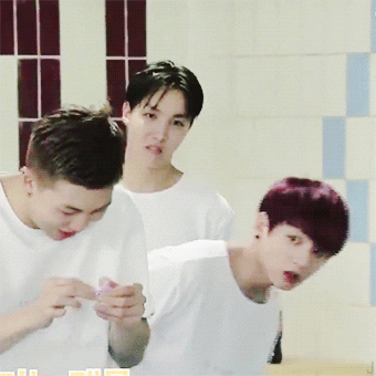 kpoopshiz giphyupload GIF