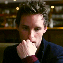 eddie redmayne GIF