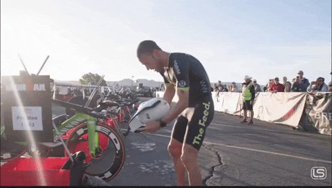 triathletemag giphygifmaker triathlon lionel sanders GIF