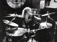 guns n roses steven alder GIF