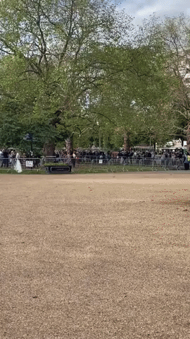 Miles-Long Queue to View Queen's Coffin Stretches Through London