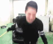 신태일 GIF
