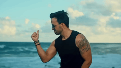 luis fonsi GIF