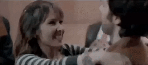 a la mala kiss GIF